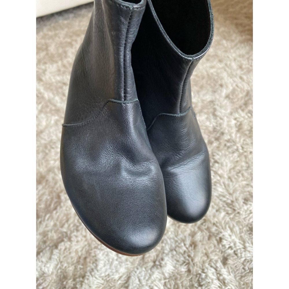André Assous Leather Ankle Boots Flat Black Minimal Cottagecore Boho Spain Sz 36 - Picture 4 of 12